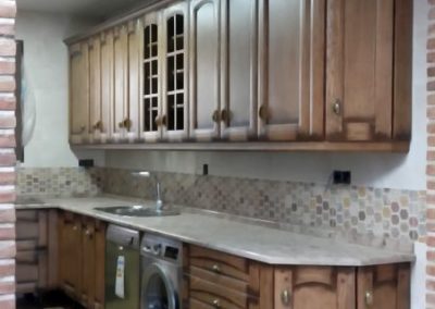 Cocinas Coronas. Carpintería especializada en cocinas, armarios,vestidores y muebles de baño en Torralba de Oropesa. Toledo